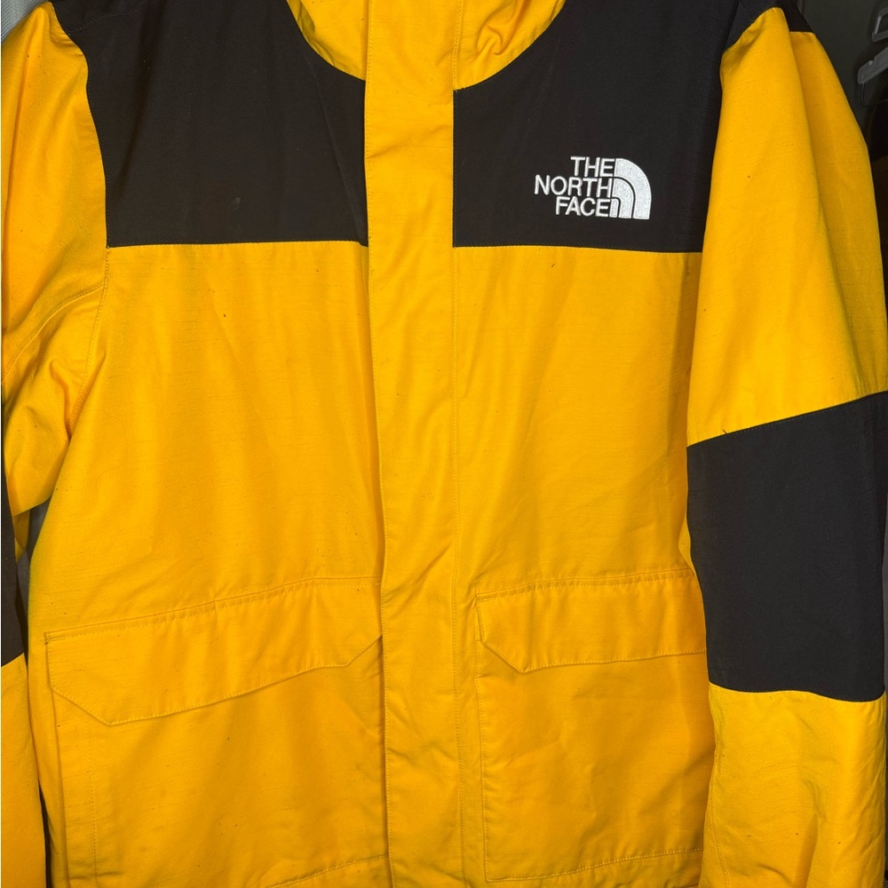 The North Face Men's DRYVENT Mono Mountain Jacket